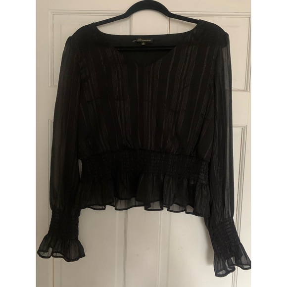 Shinestar Tops - Black Ruffled Sleeve, flattering